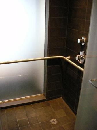 Sixty Les Hotel 4*