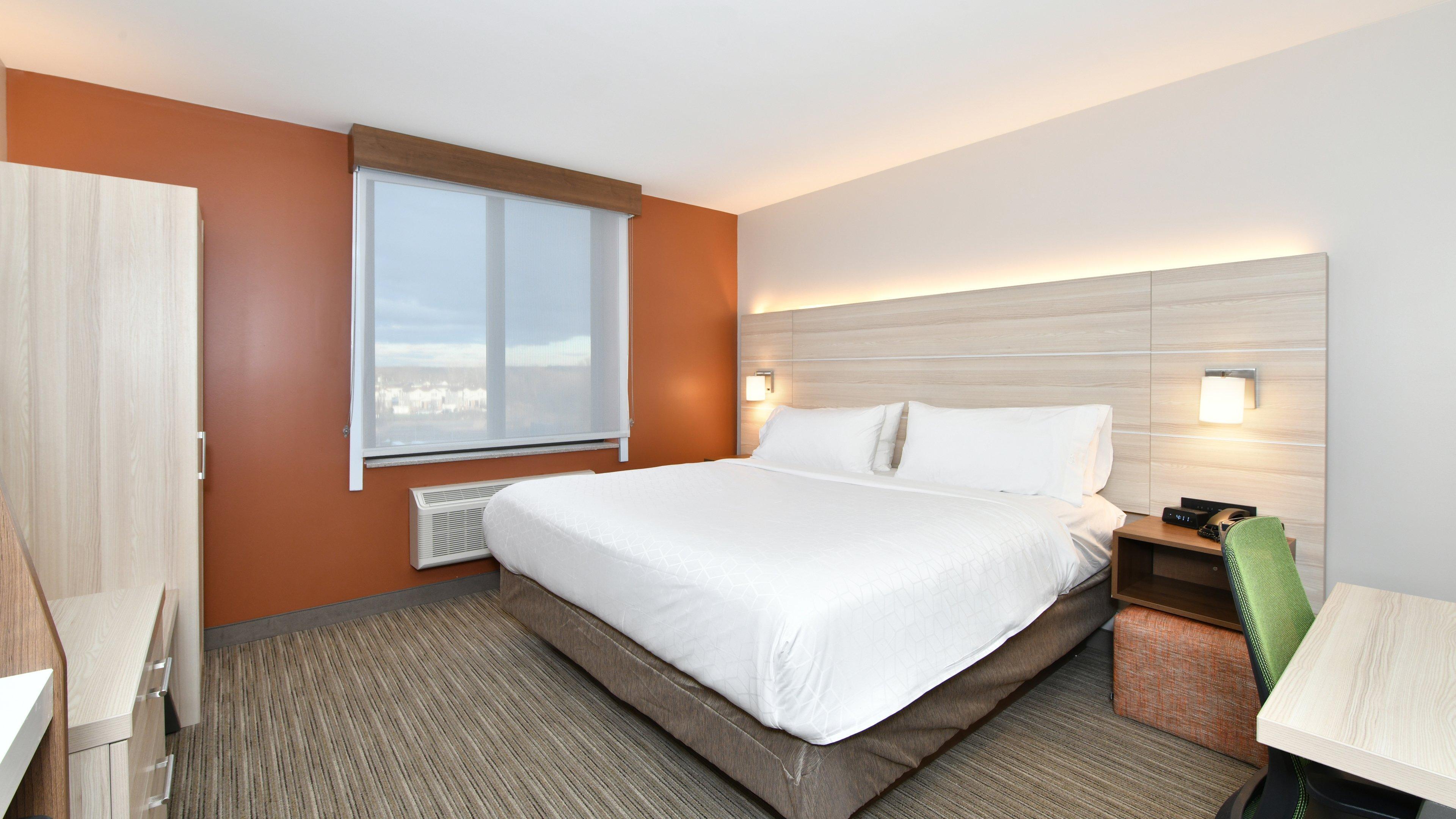 Holiday Express Staten Island West, An Ihg New York