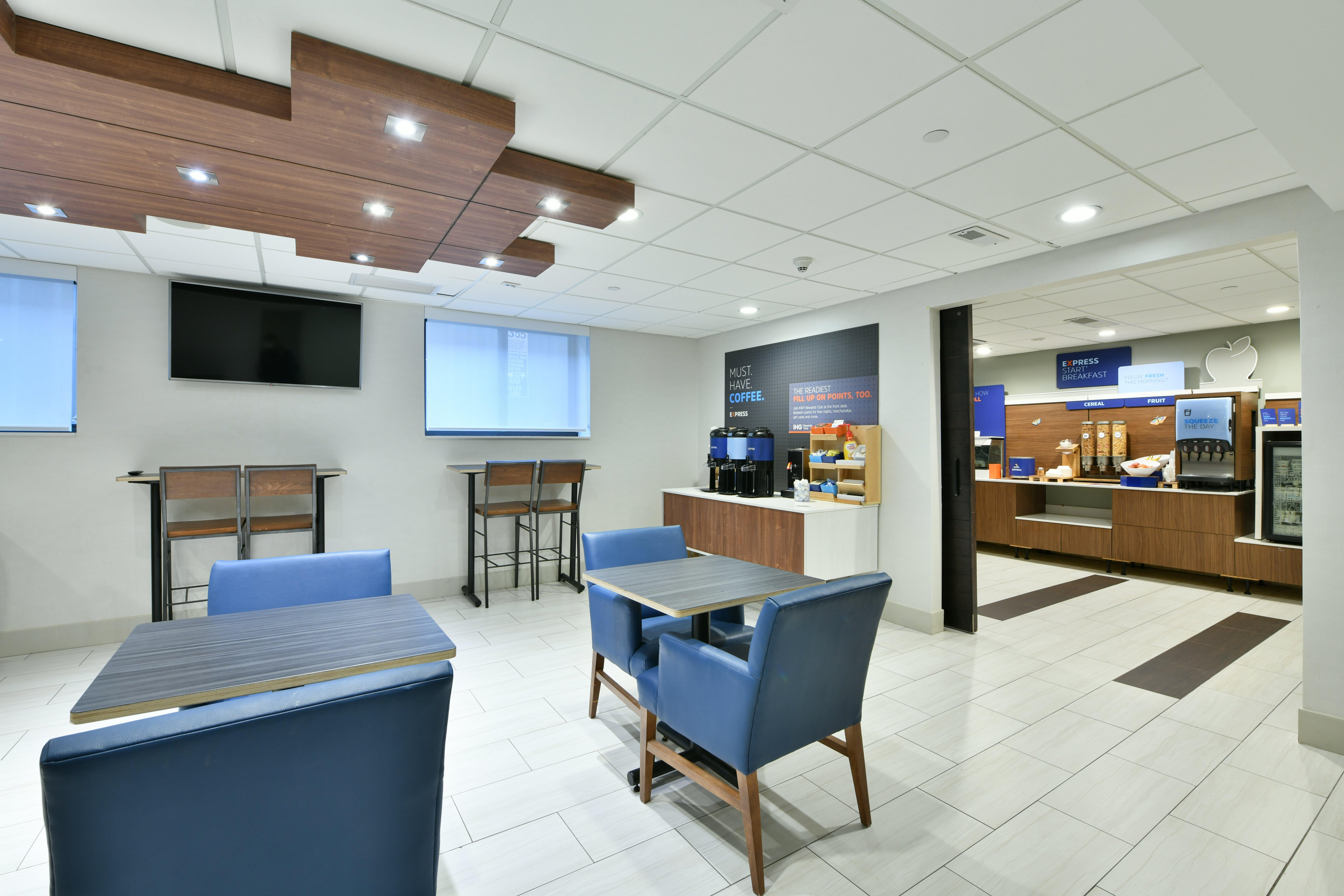 Holiday Express Staten Island West, An Ihg 3*