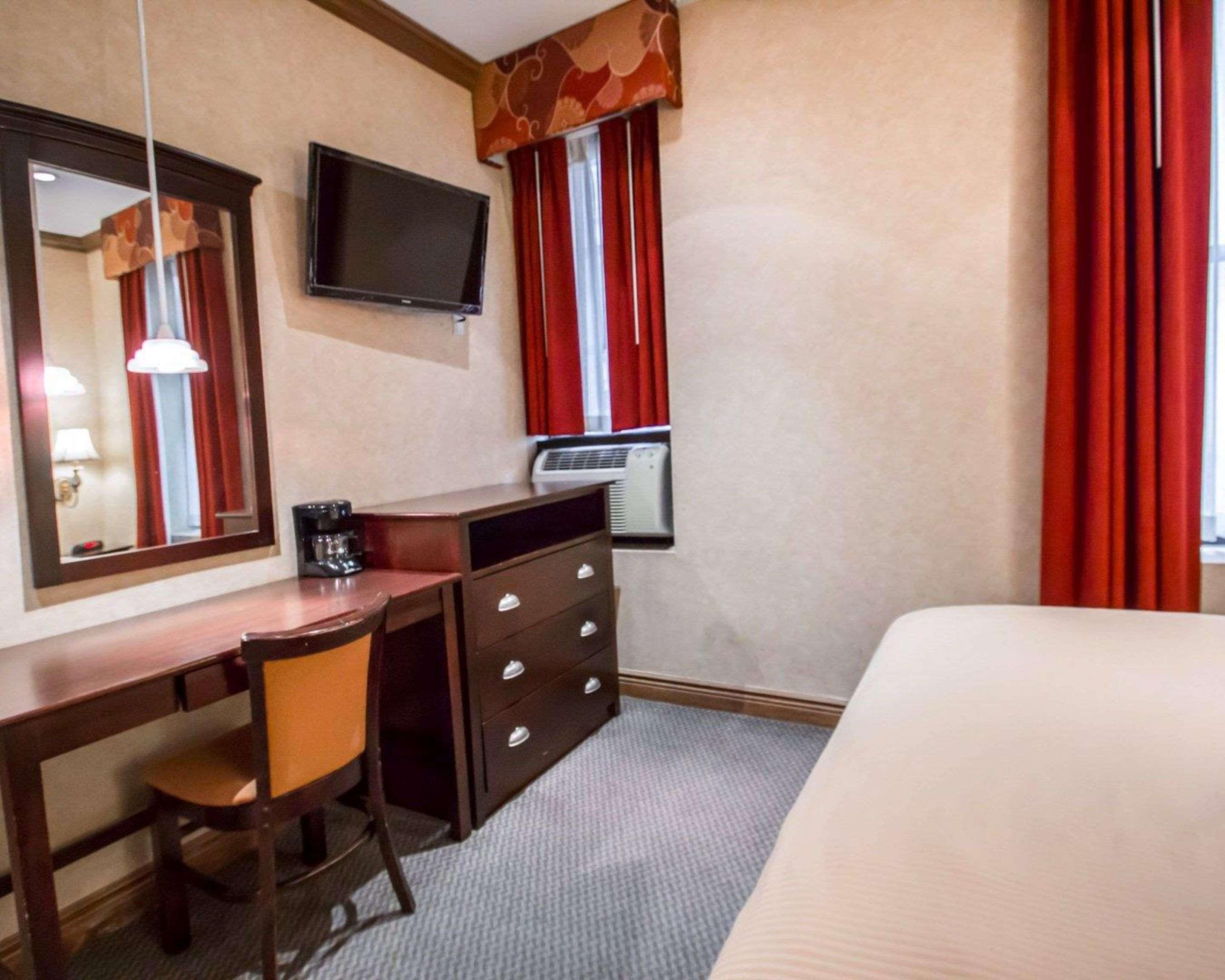 Clarion Park Avenue 2*