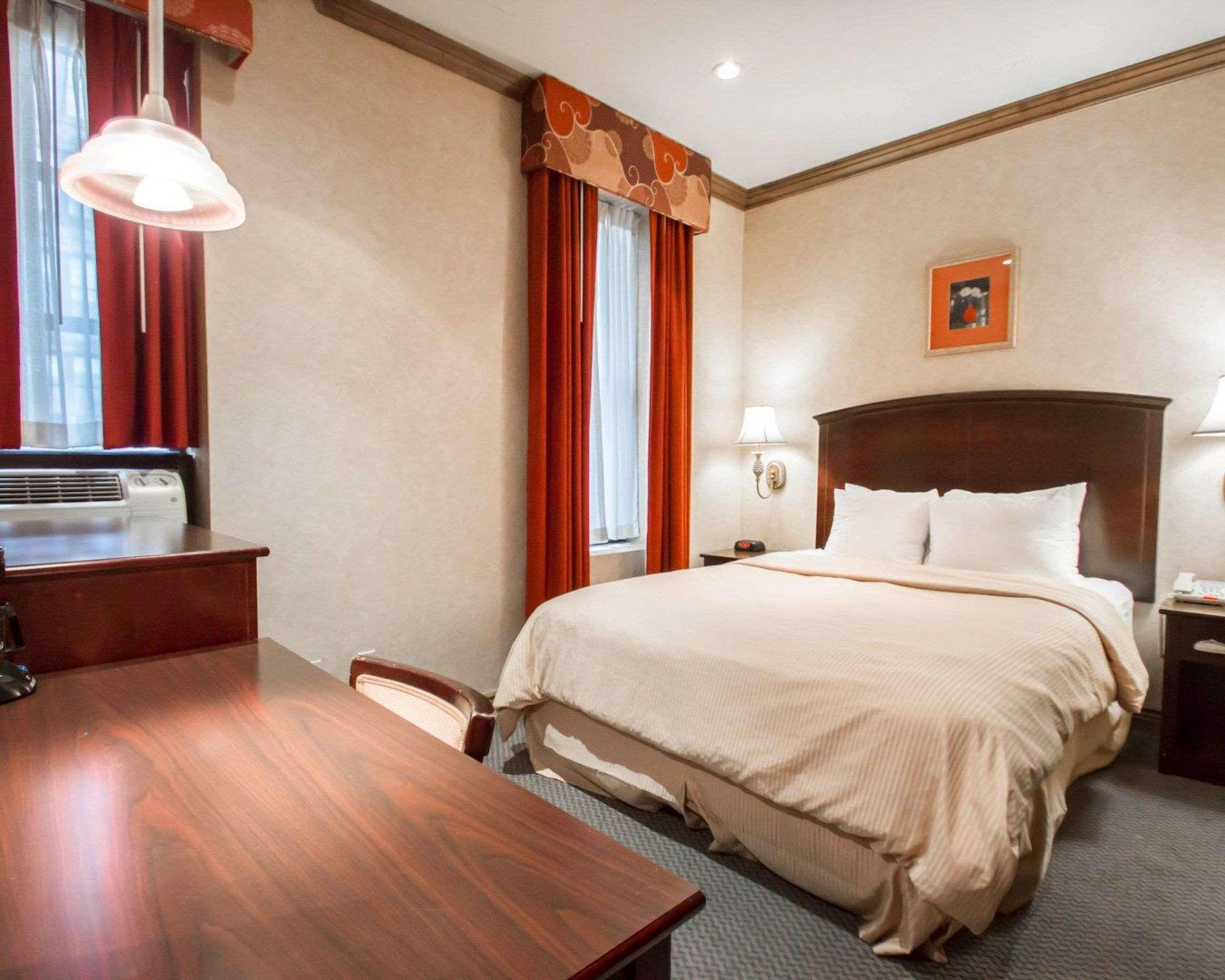 Clarion Park Avenue Hotel