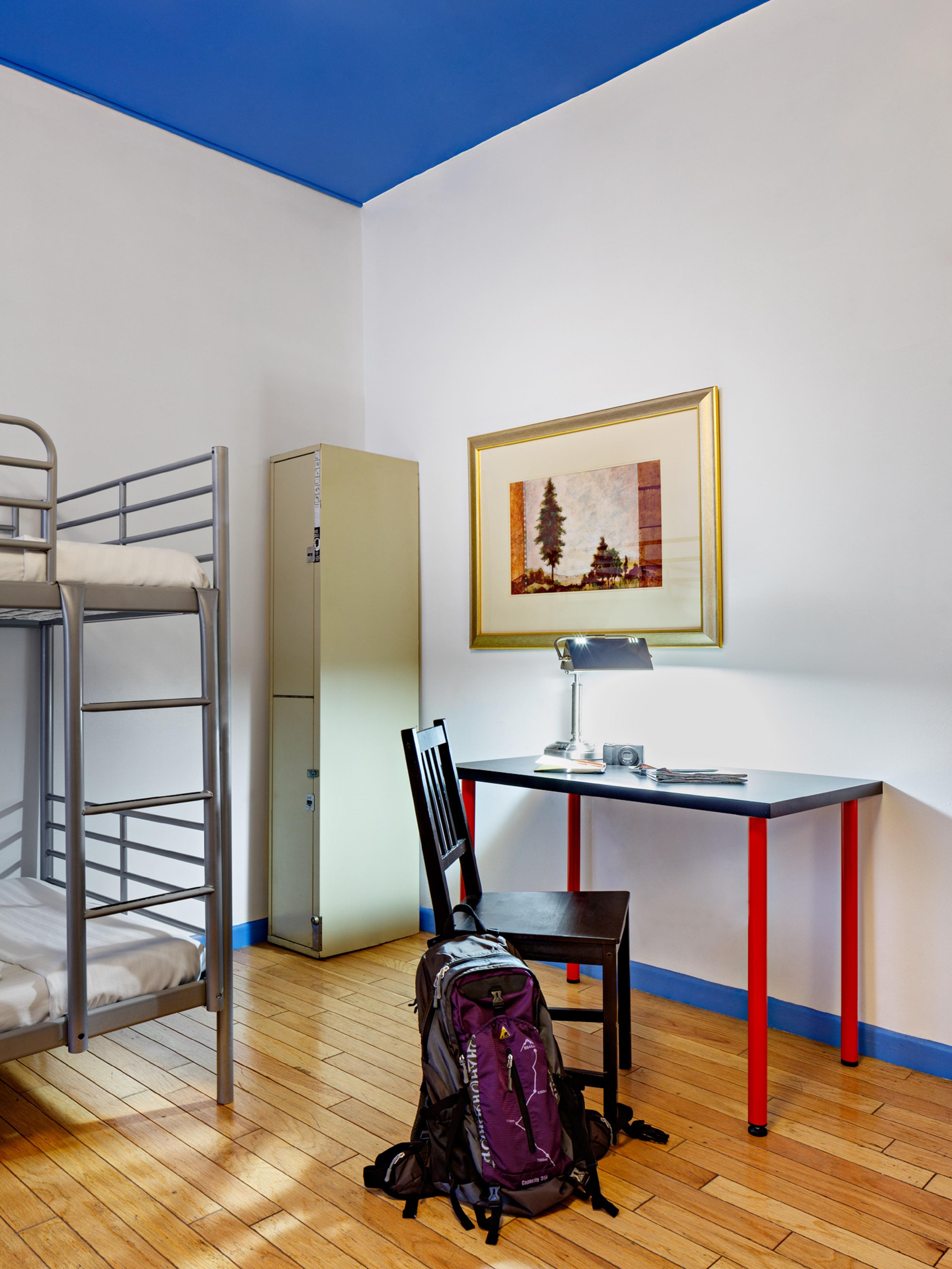 Hostel Park West *