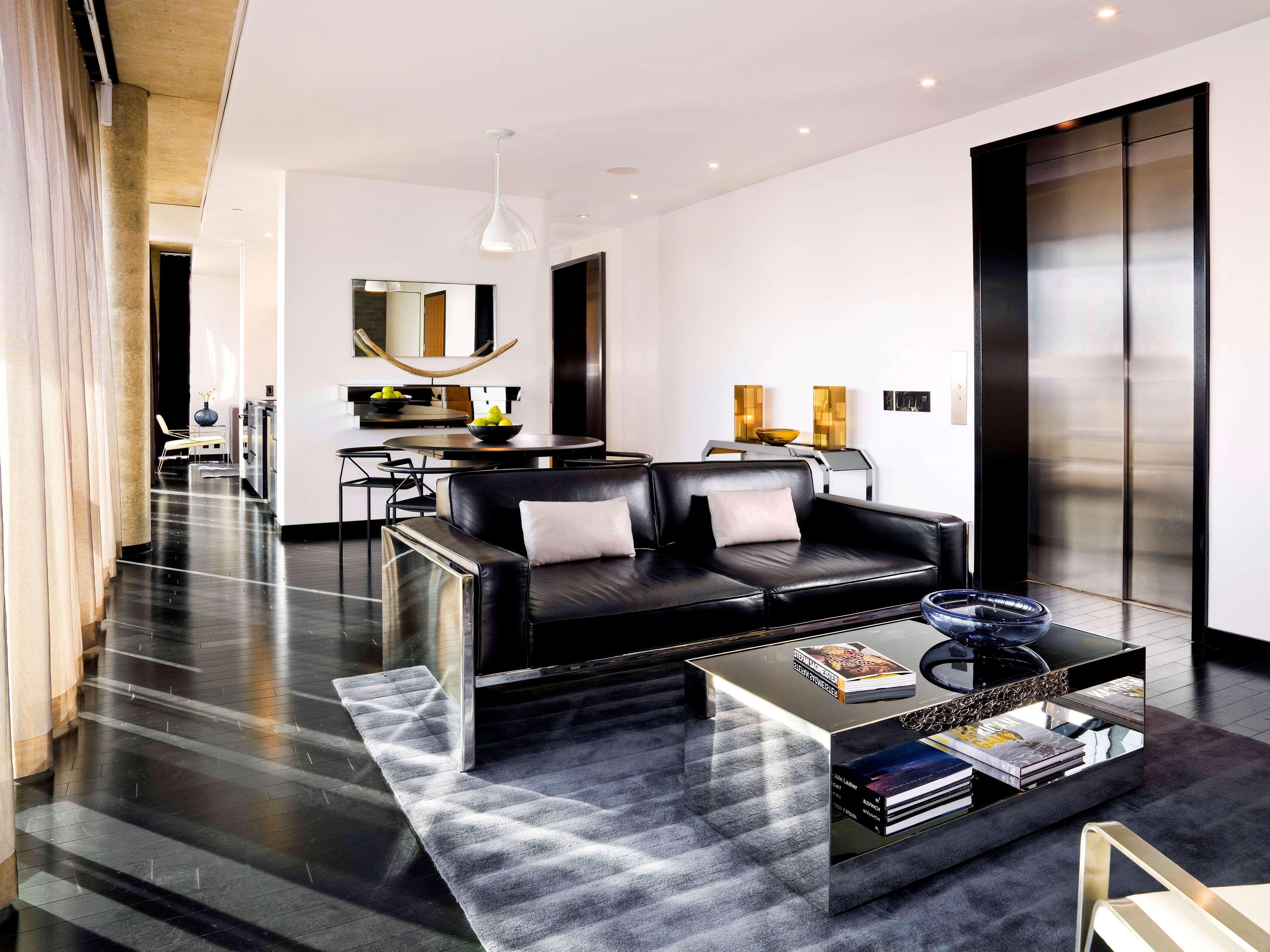Hotel Sixty Les 4*