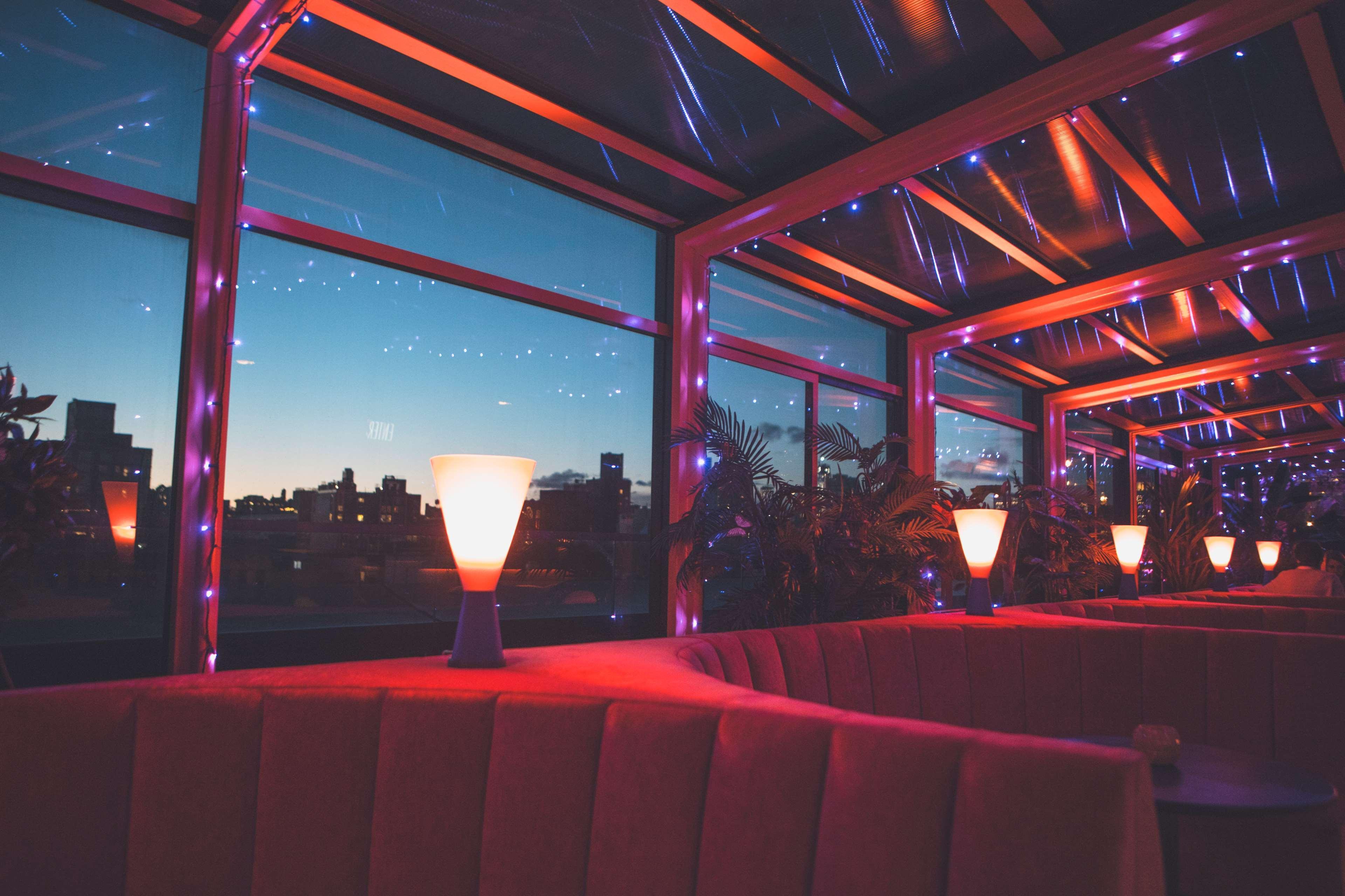 Sixty Les Hotel