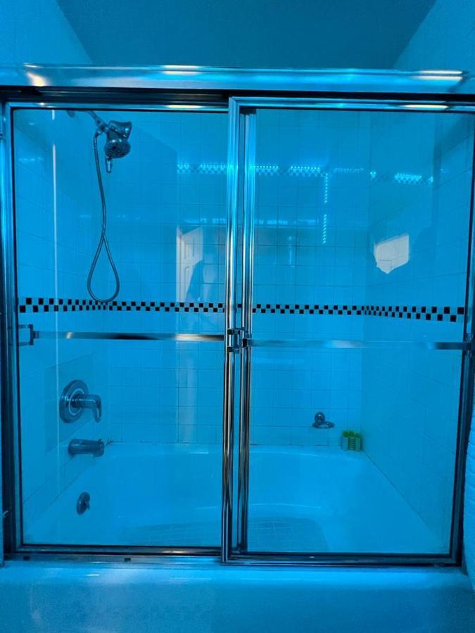 Great Location Near Times Square Apartment