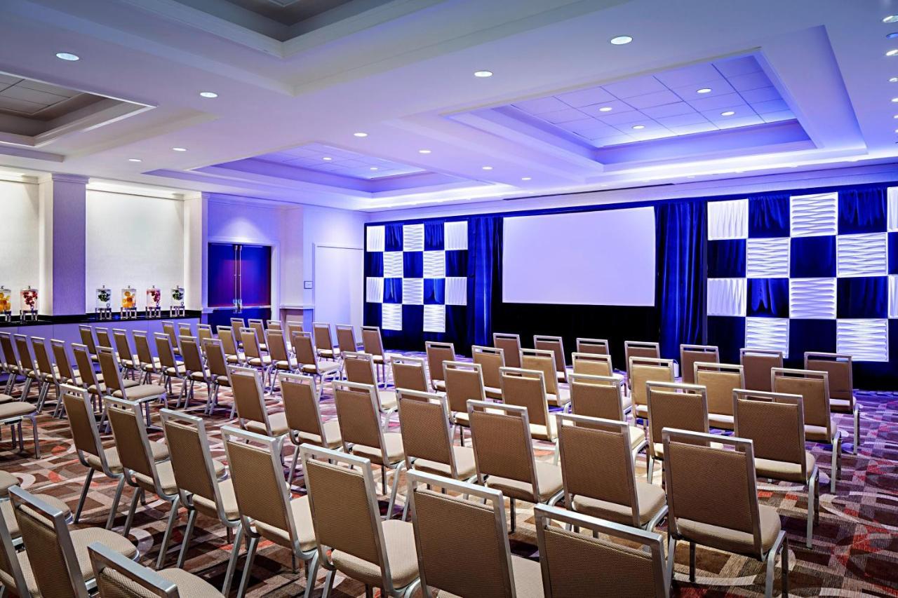 Sheraton Times Square Hotel 4*
