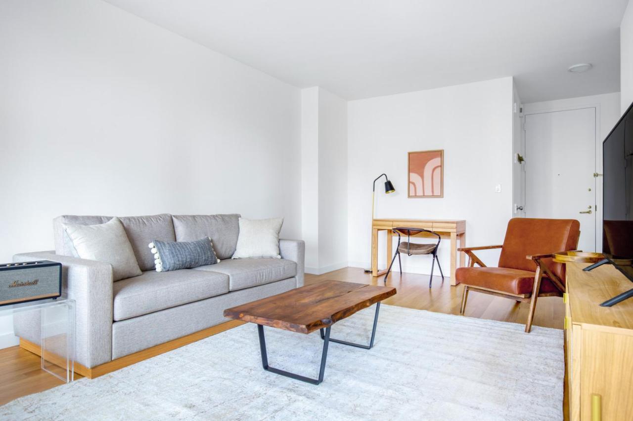Sutton Place 1br W Elevator Nr Park Nyc-520 * New York