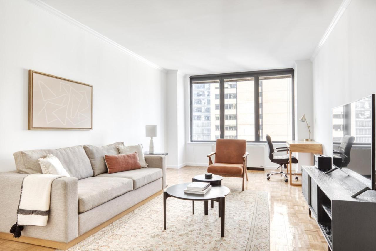 Sutton Place 2br W Gym Pool Nr Rockefeller Nyc-516 Apartment
