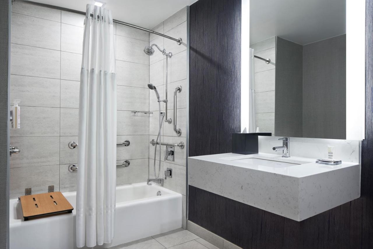 Marriott Marquis 5*