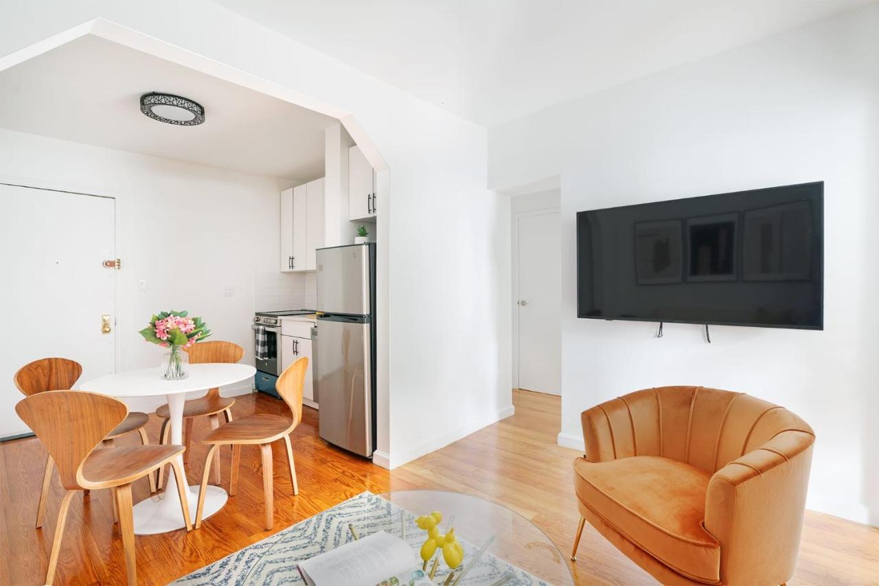 Apartment 444-3e Contemporary 1br In Hell's Kitchen