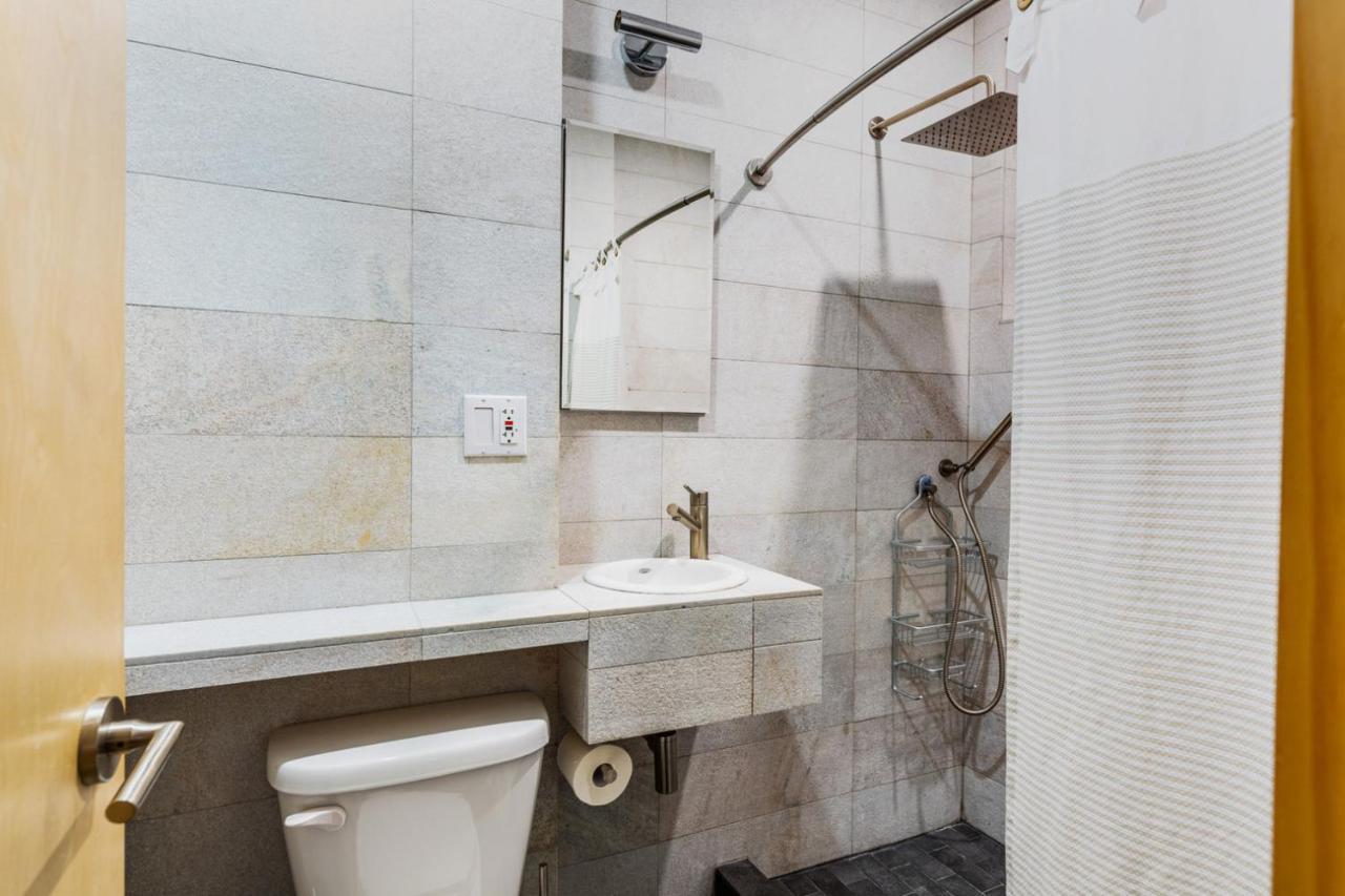 Apartment Newly Renovated Soho 2br On Kenmare Sq Nyc-705 *