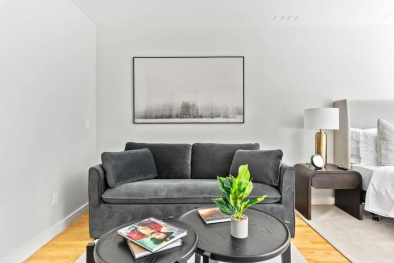 Luxe With Charming Juliet Balcony New York