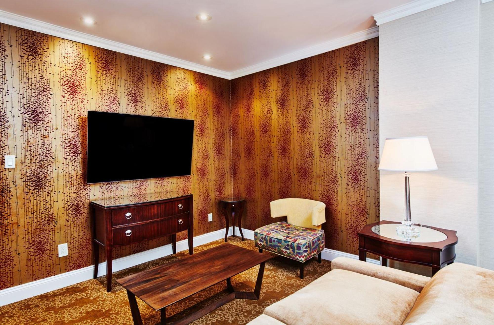 Radio Aparthotel New York
