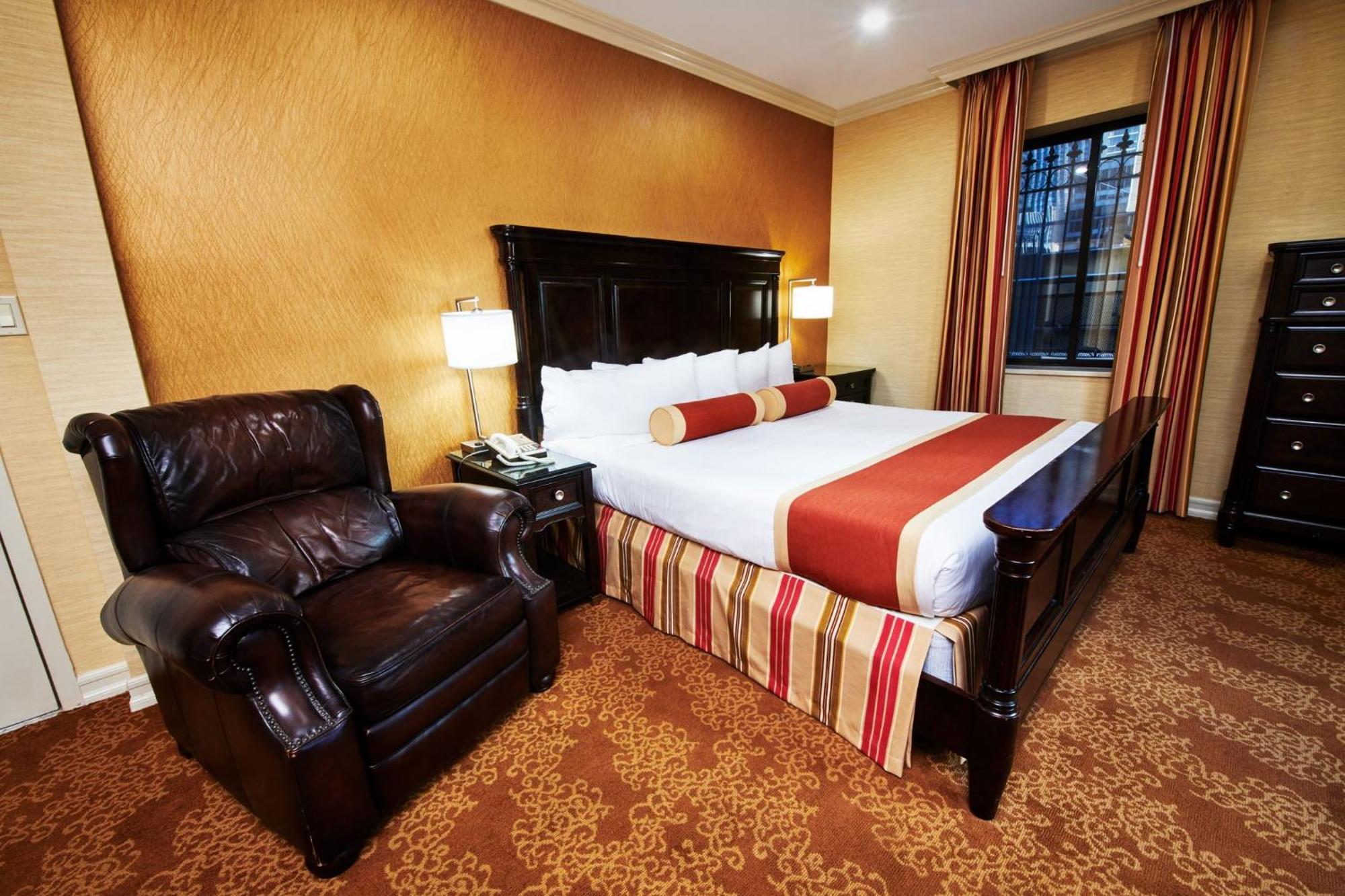 Radio Aparthotel New York
