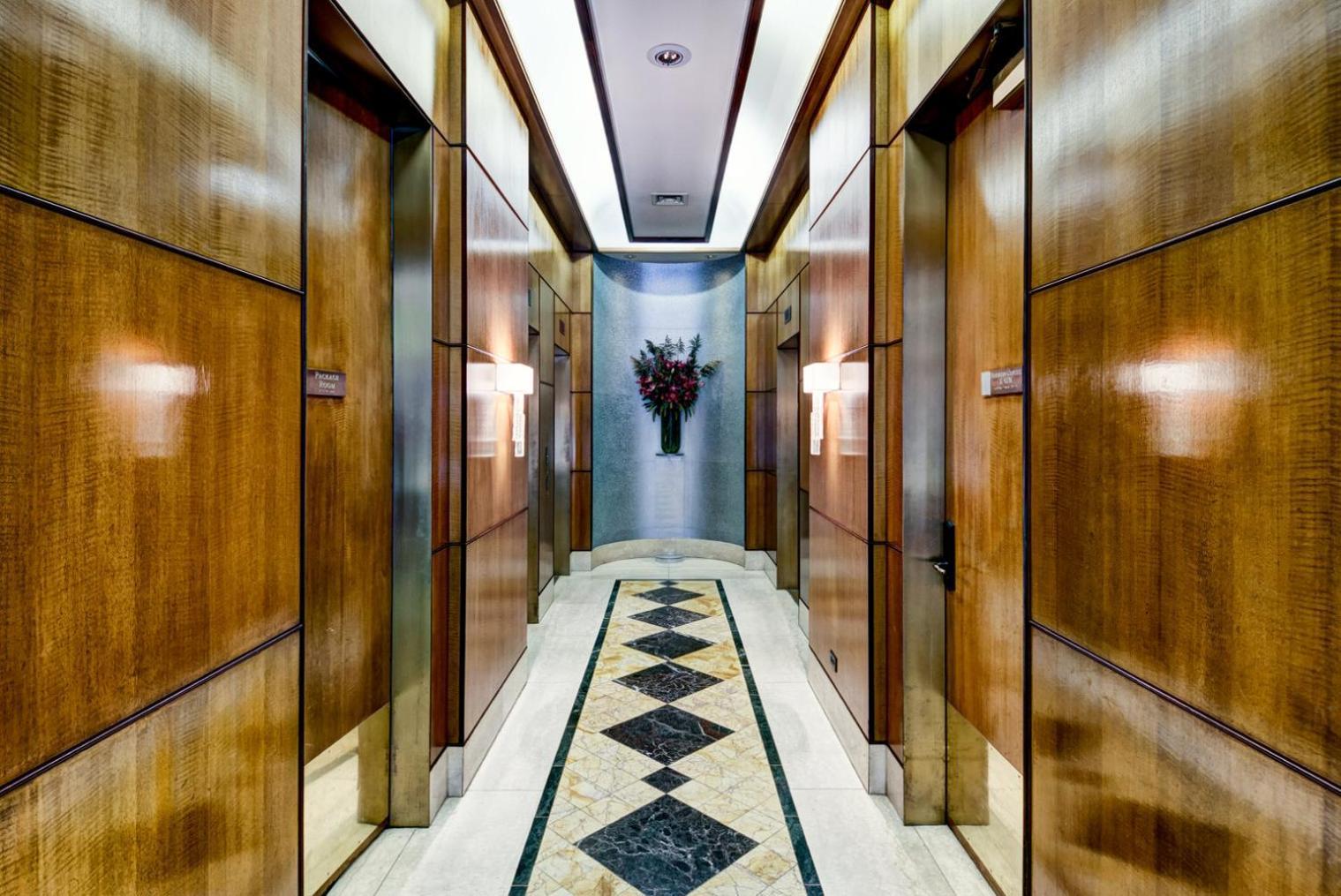 Uws 2br W Gym Doorman Elevator Nr Park Nyc-1050 Apartment New York