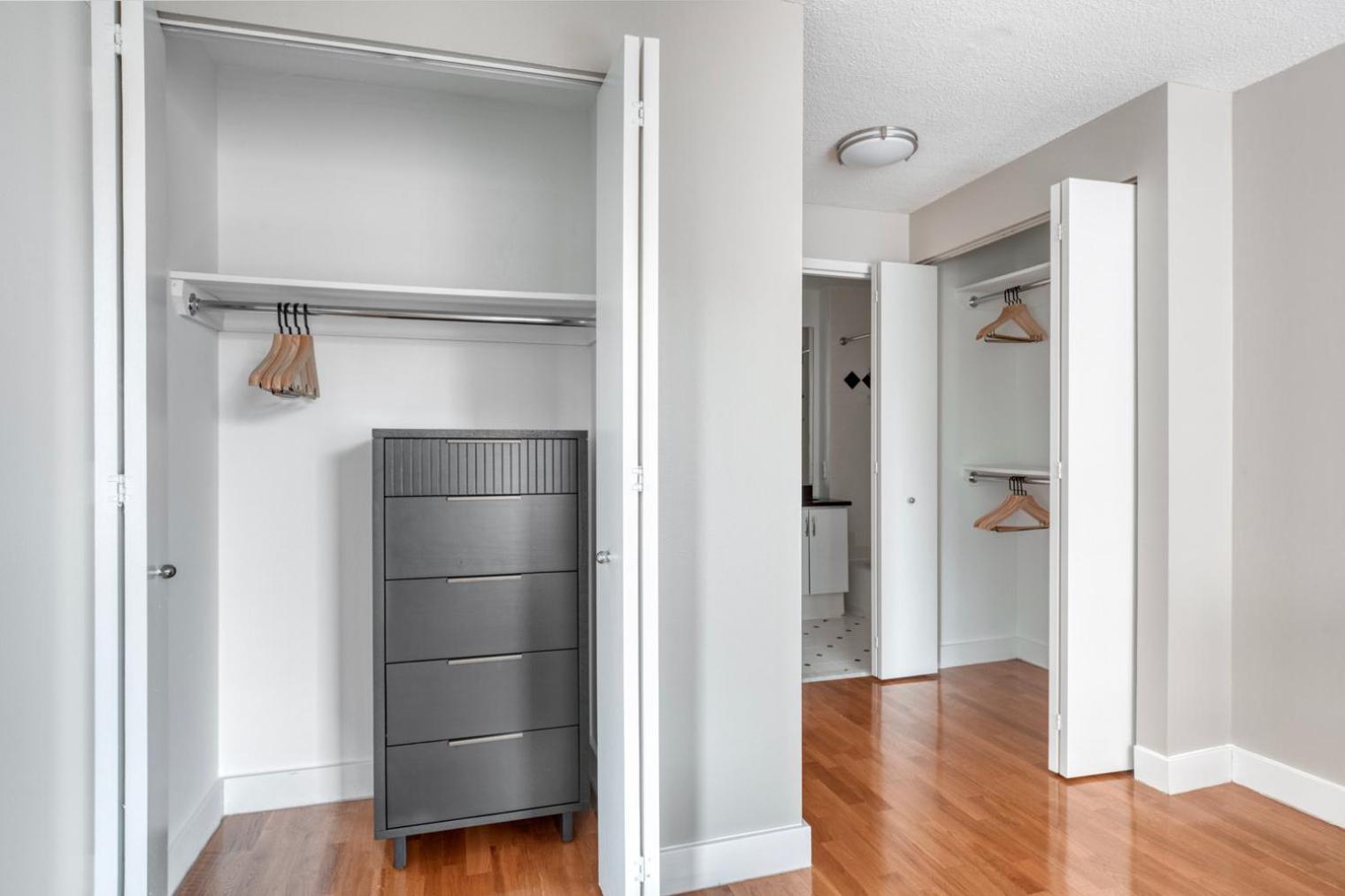 Uws 2br W Gym Doorman Elevator Nr Park Nyc-1050 Apartment New York