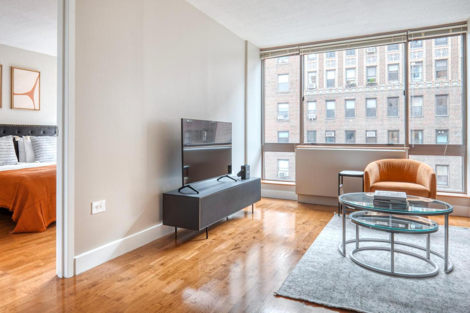 Apartment Uws 2br W Gym Doorman Elevator Nr Park Nyc-1050 *