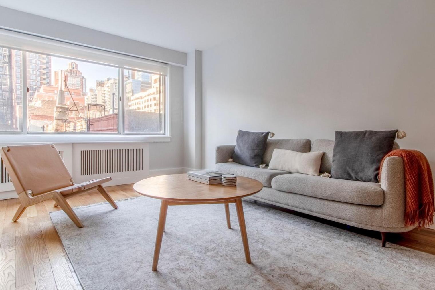 Lenox Hill 2br W Elevator Doorman Nr Art Nyc-1389