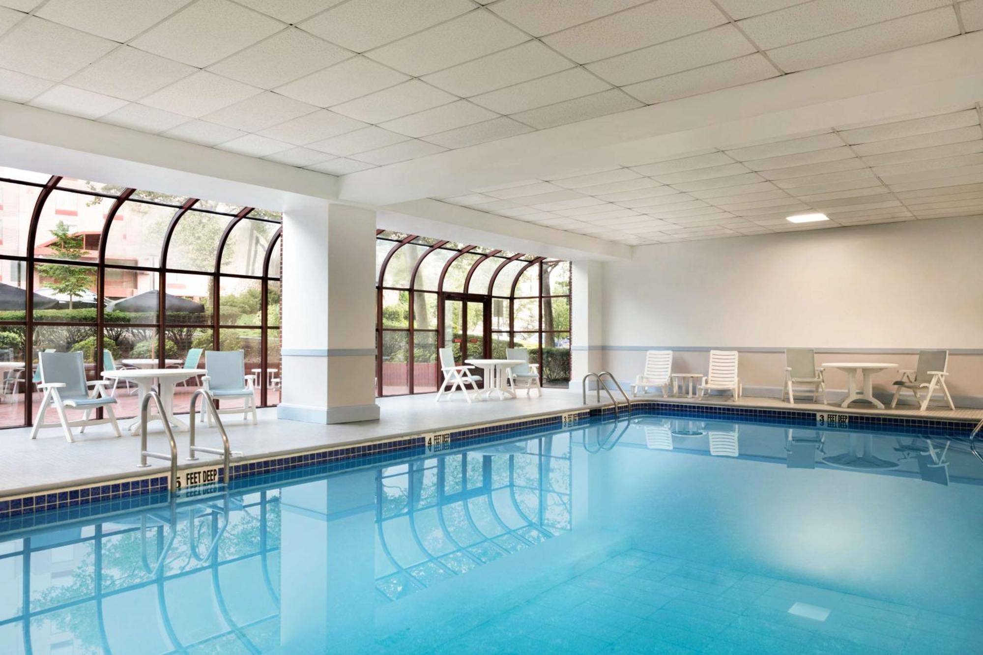 Hampton - Laguardia Airport Hotel New York