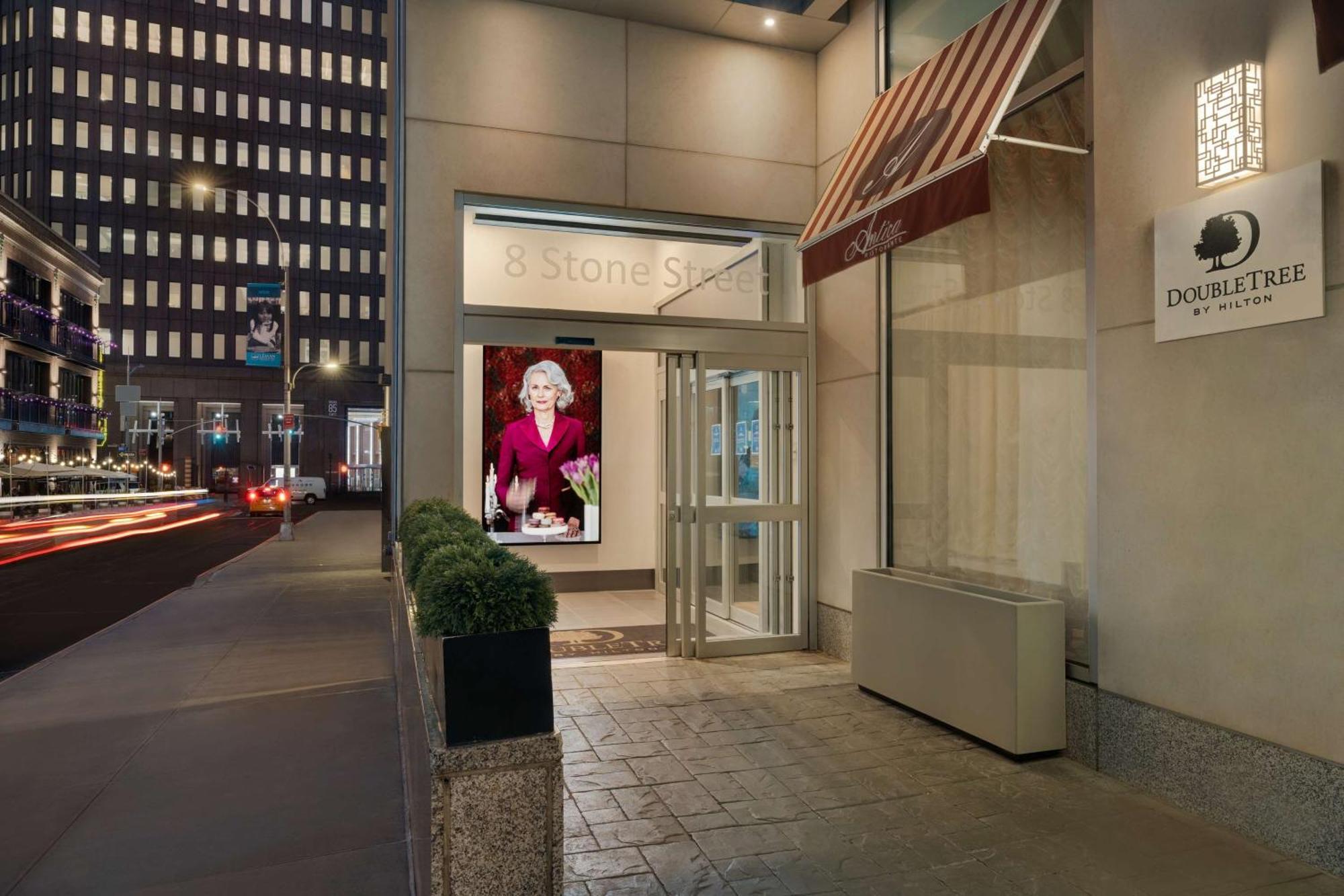 Doubletree By Hilton Downtown Hotel