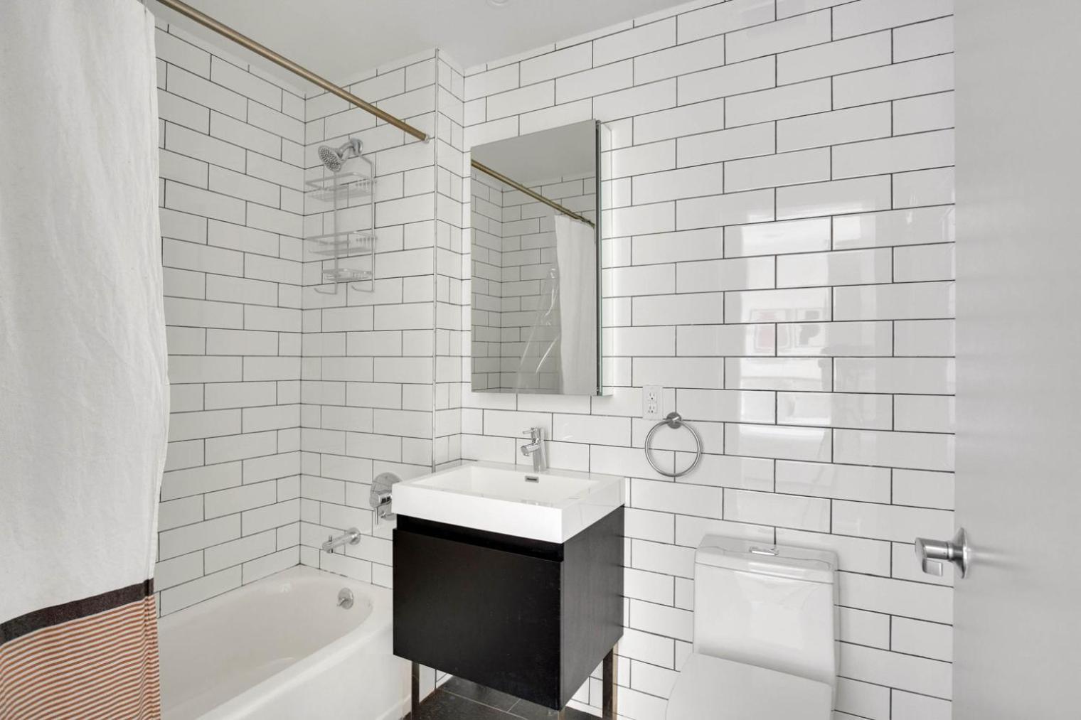 Uws 2br W Elevator Wd Nr Park Nyc-1018