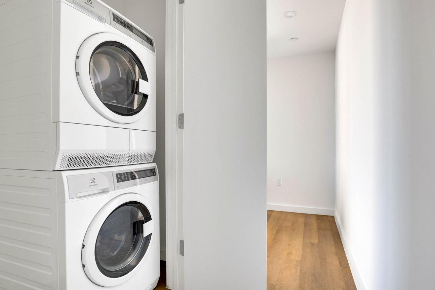 Uws 2br W Elevator Wd Nr Park Nyc-1018 * New York