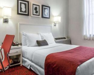 The Moore, City, A Member Of Design 4*