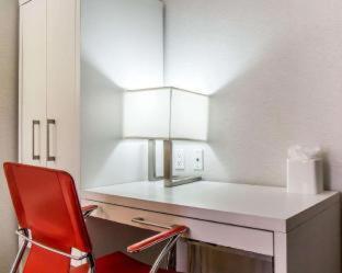 The Moore, City, A Member Of Design 4*