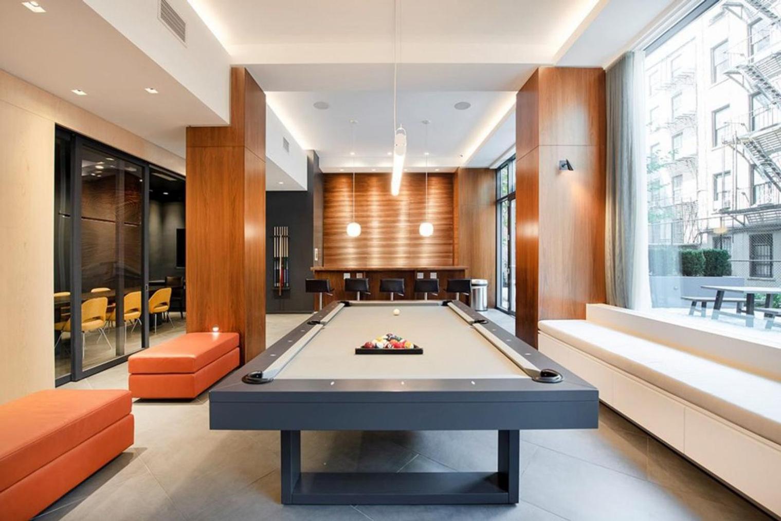 E Village 1br Gym Doorman Rooftop Nyc-179 New York