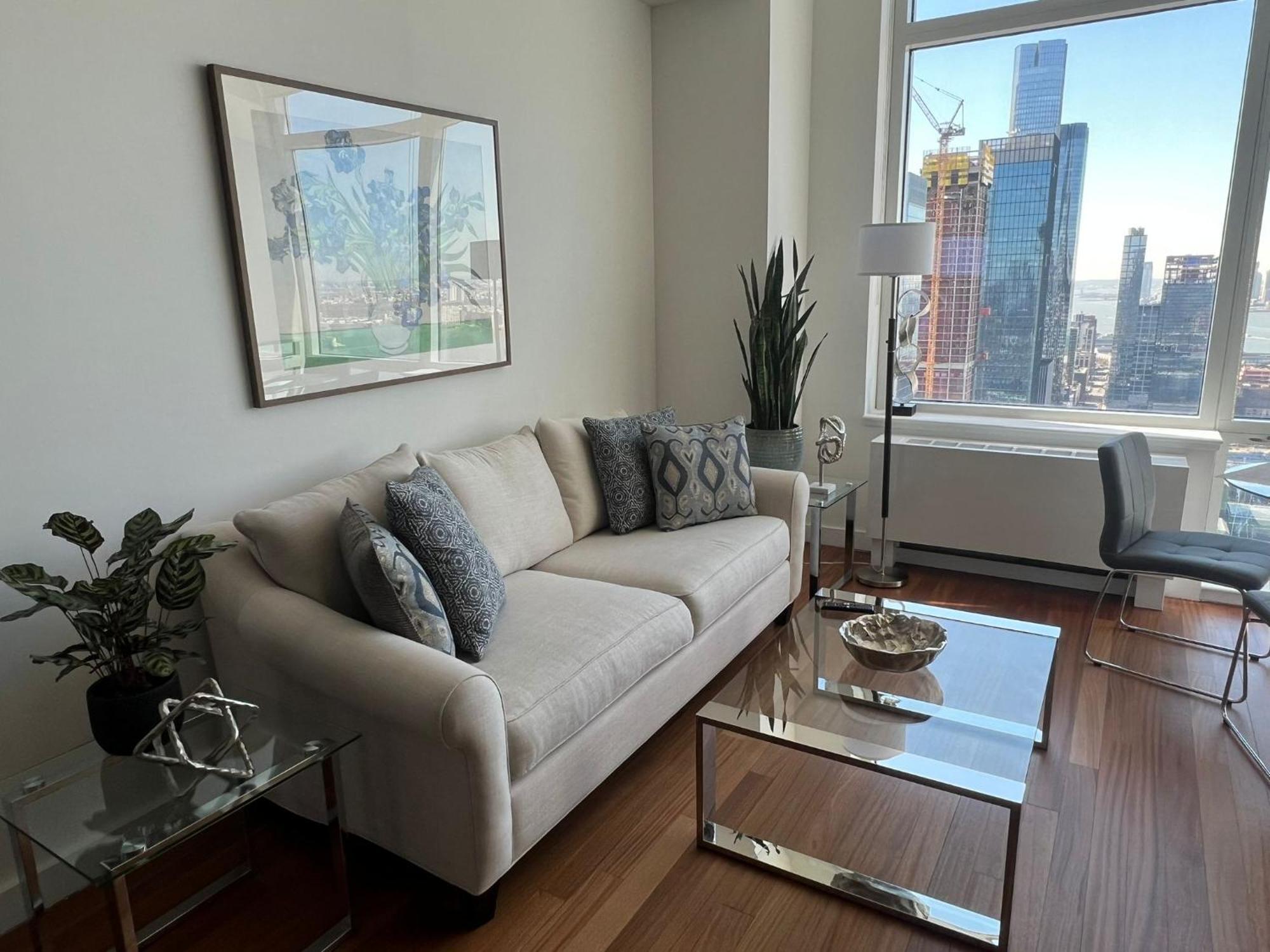 Luxurystays Nyc - Midtown West New York
