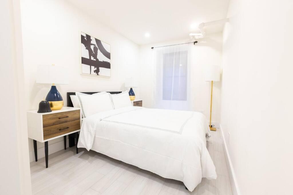 Apartment 170-g 3br Duplex With Outdoor Space East Village