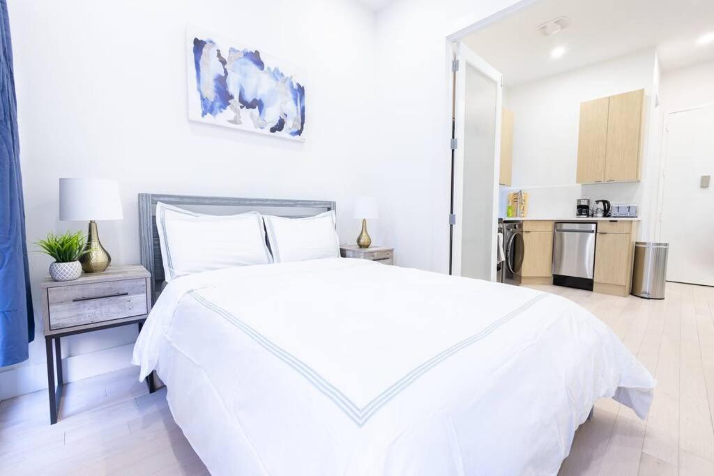 Apartment 170-g 3br Duplex With Outdoor Space East Village New York