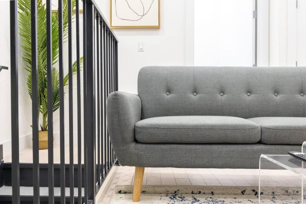 170-g 3br Duplex With Outdoor Space East Village Apartment