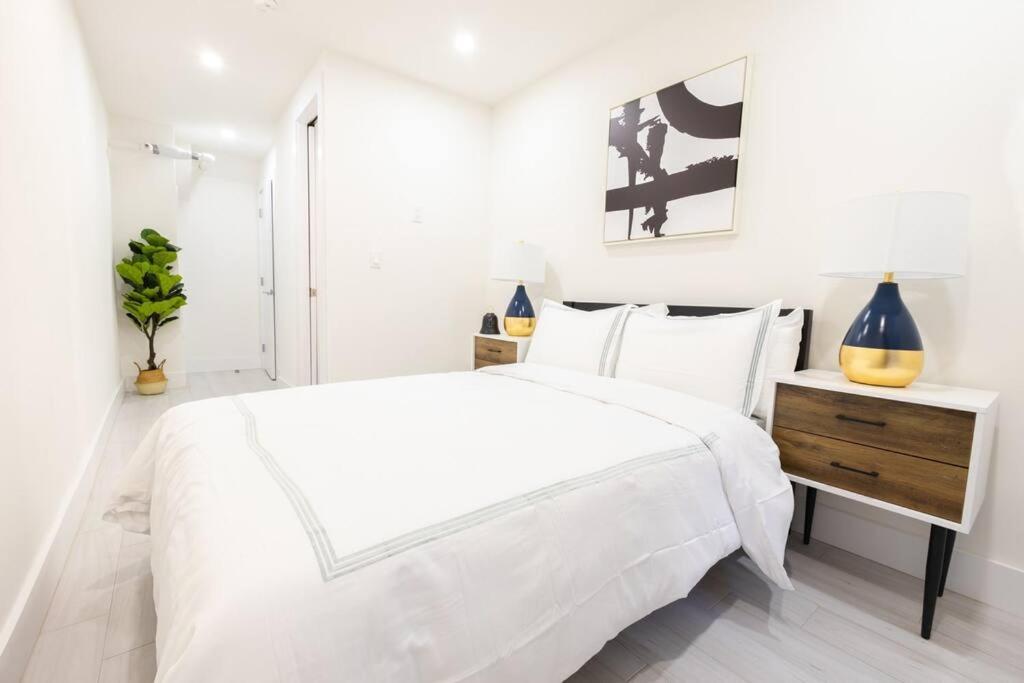 Apartment 170-g 3br Duplex With Outdoor Space East Village *