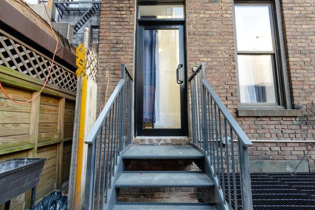 170-g 3br Duplex With Outdoor Space East Village Apartment