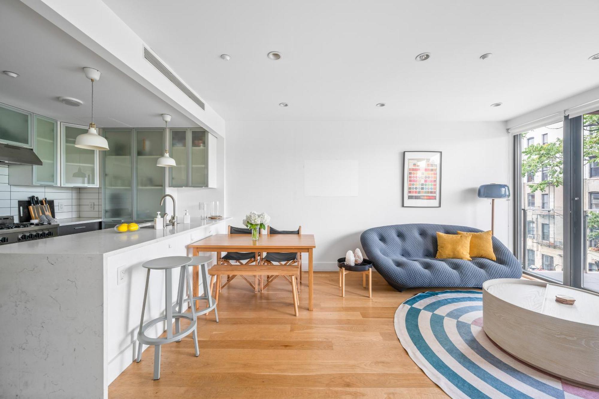Prime Williamsburg Luxury One Bedroom With Balcony Apartment