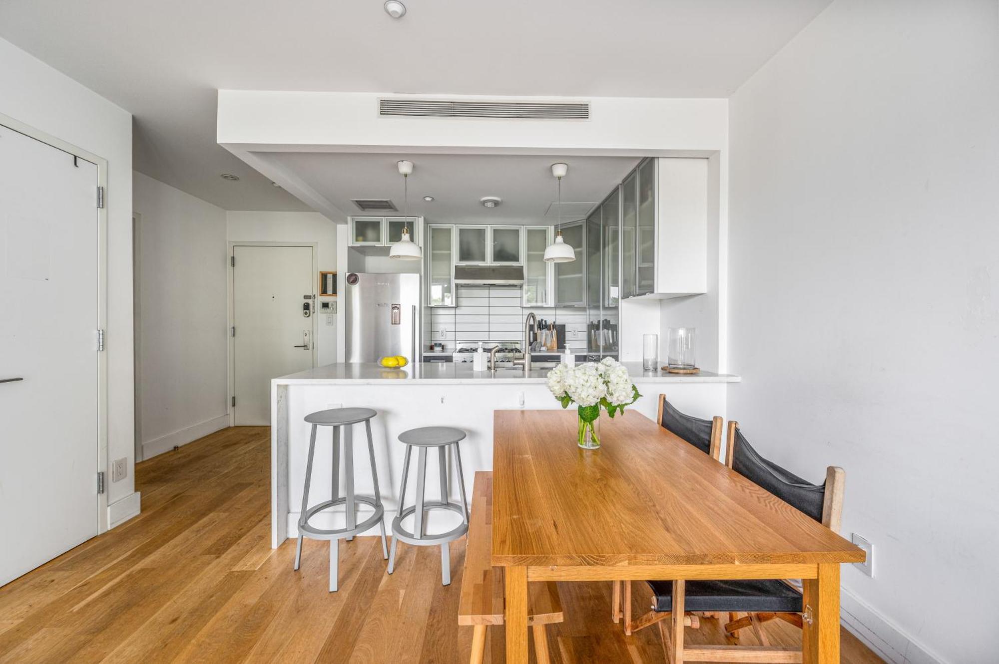 Prime Williamsburg Luxury One Bedroom With Balcony Apartment New York