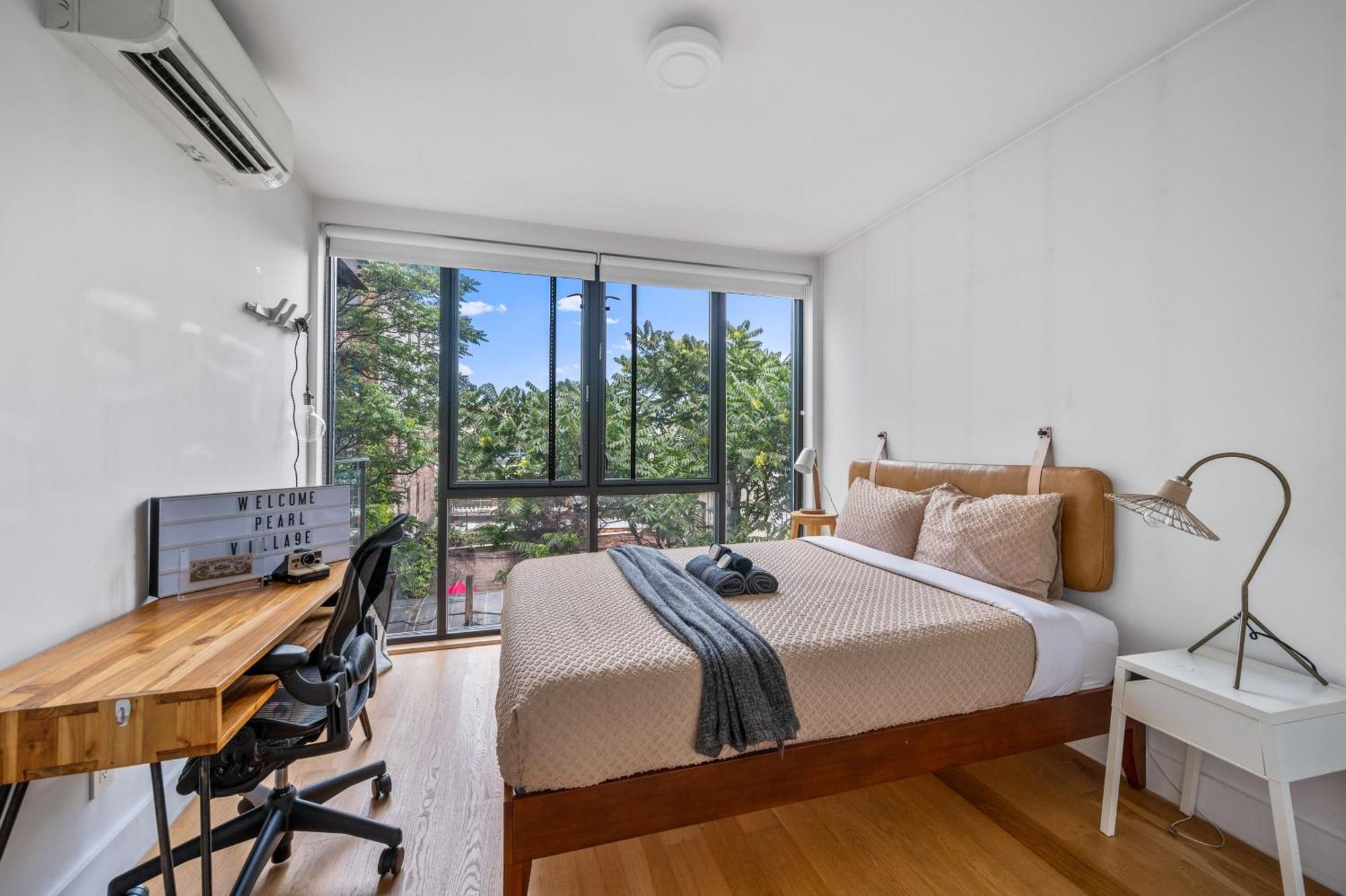 Prime Williamsburg Luxury One Bedroom With Balcony Apartment New York