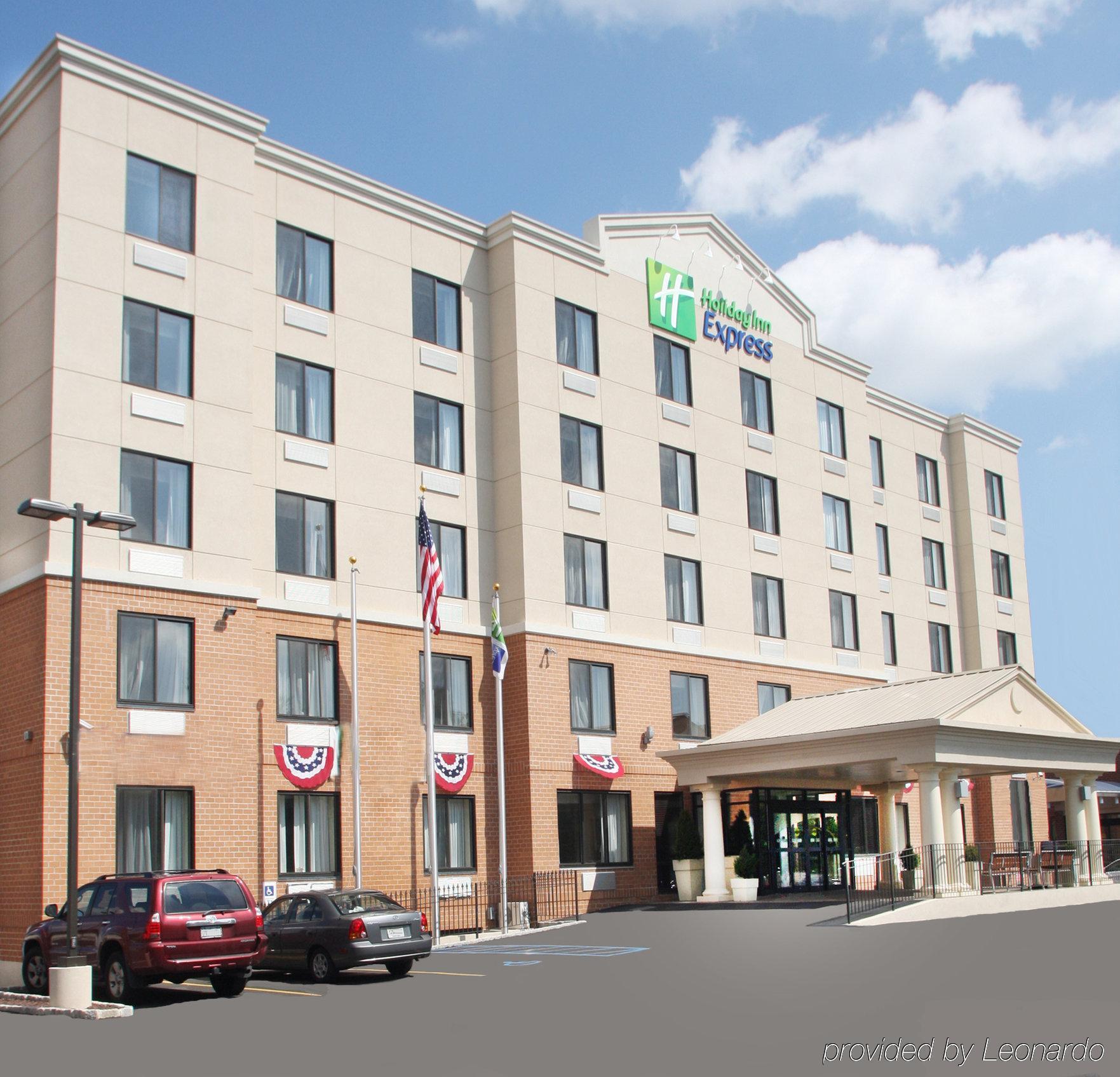 Hotel Holiday Express Staten Island West, An Ihg New York