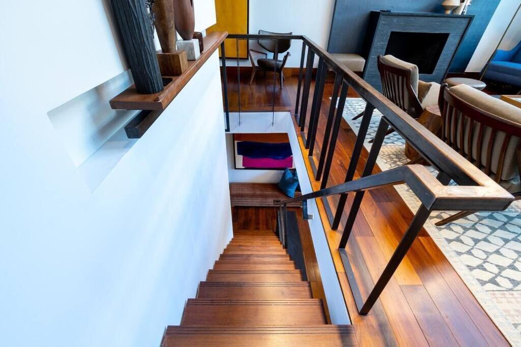 Apartment 10-3 Designer East Village 3br Triplex Townhouse *