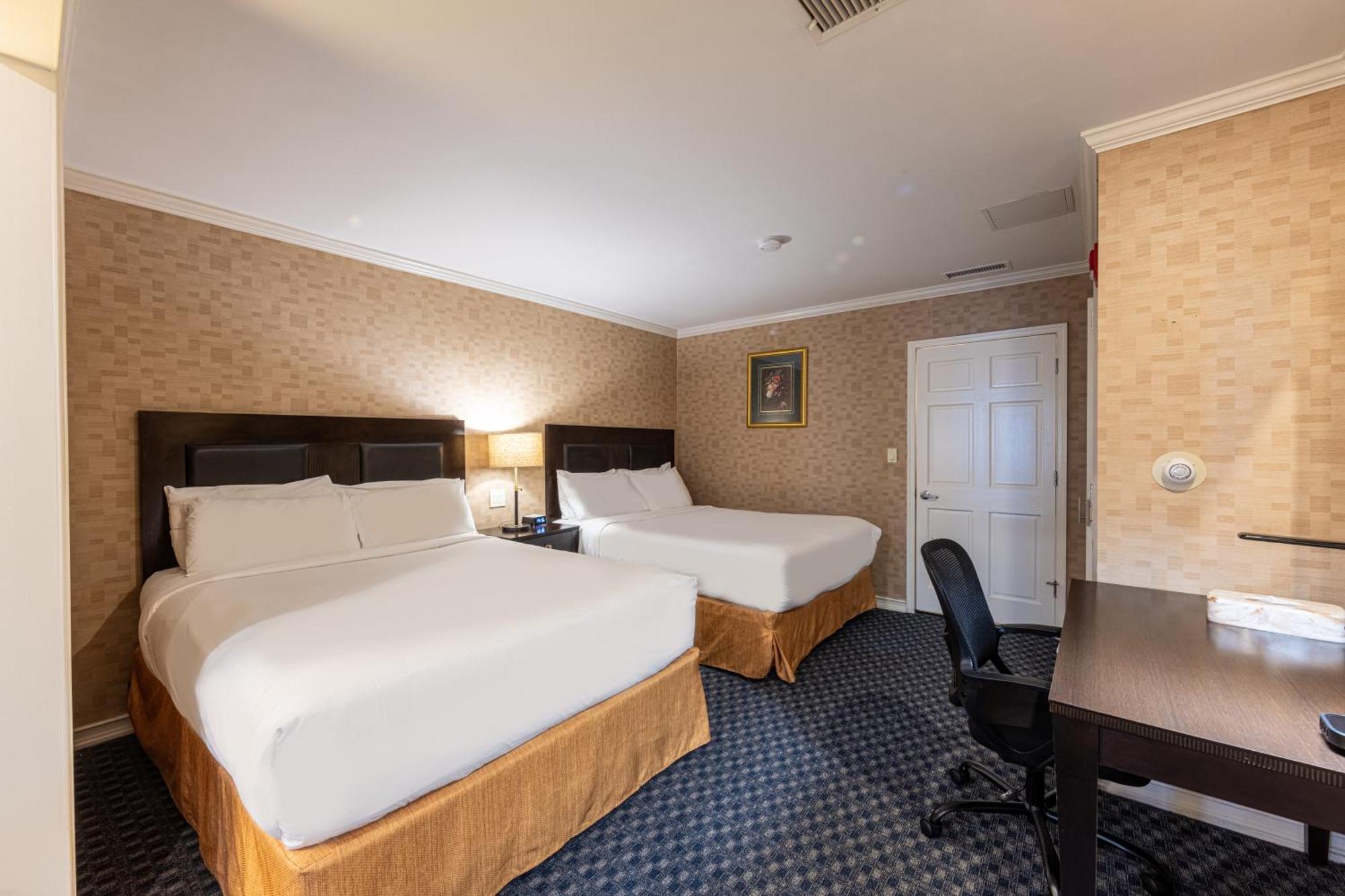 Hotel Stanford