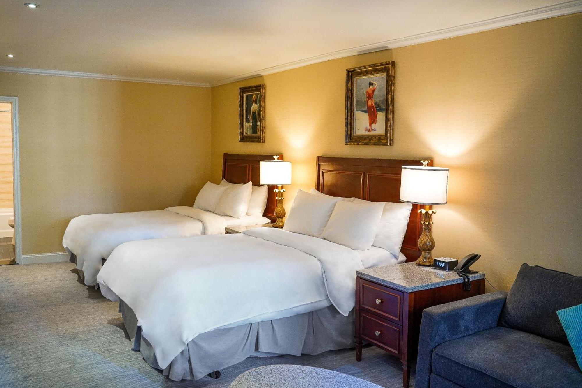 Stanford Hotel 3*