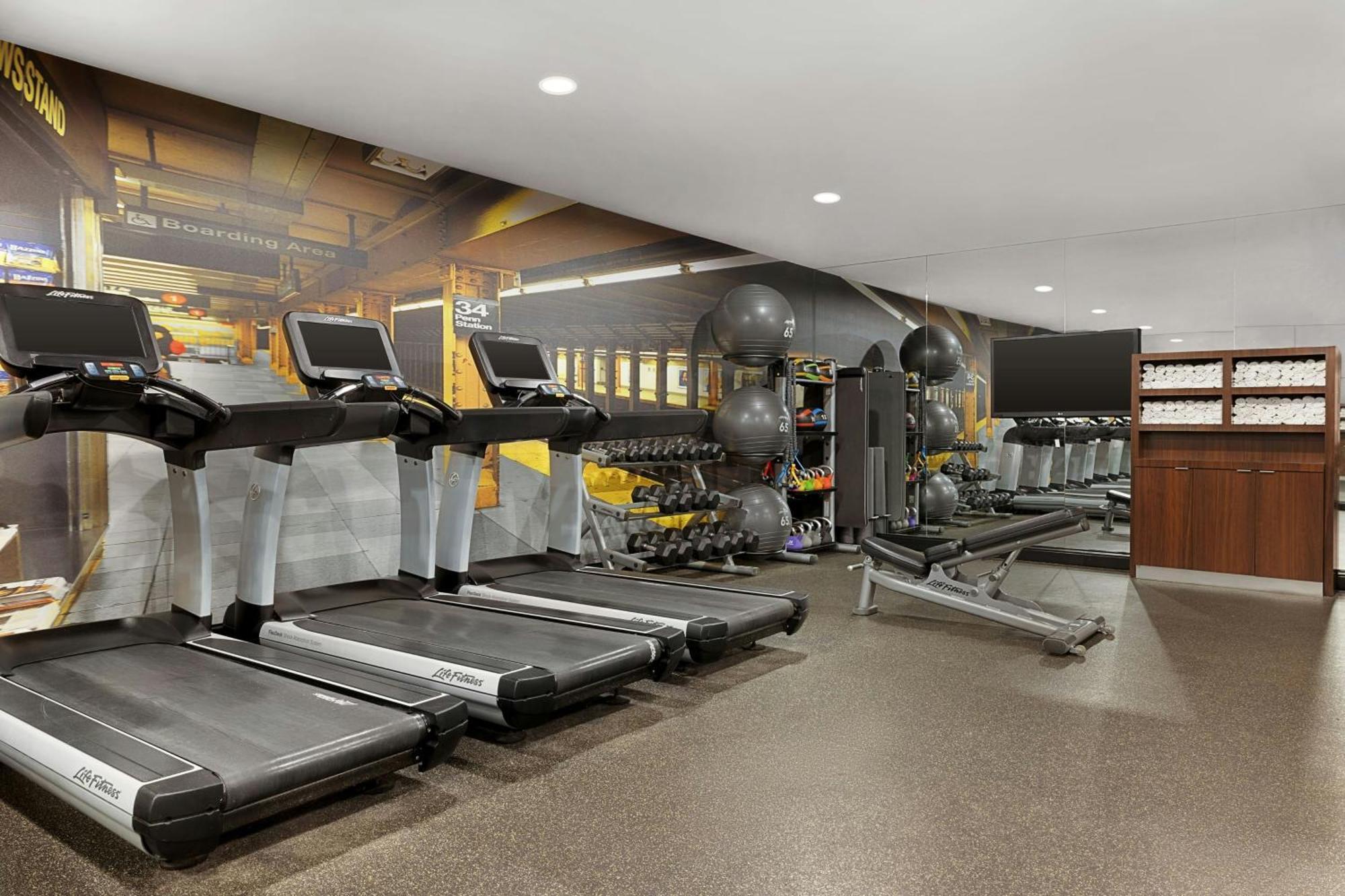 Courtyard By Marriott Manhattan/chelsea Hotel 4*