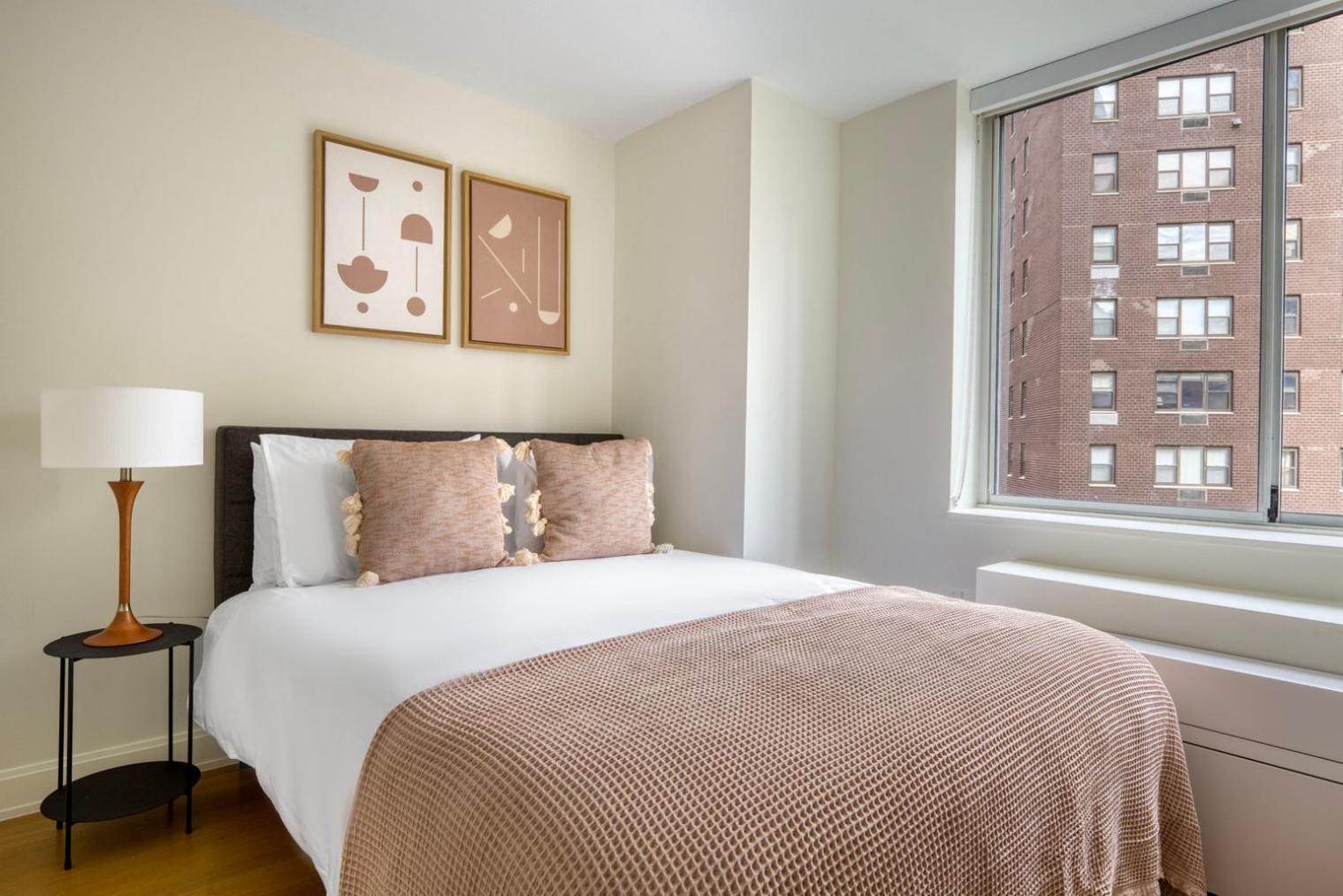 Midtown East 2br W Ggym Doorman Wd Nr Parks Nyc-1148 Apartment *