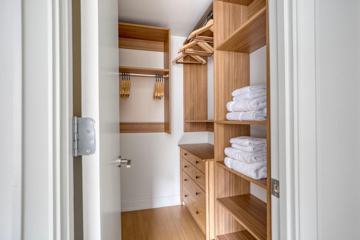 Midtown East 2br W Ggym Doorman Wd Nr Parks Nyc-1148 * New York
