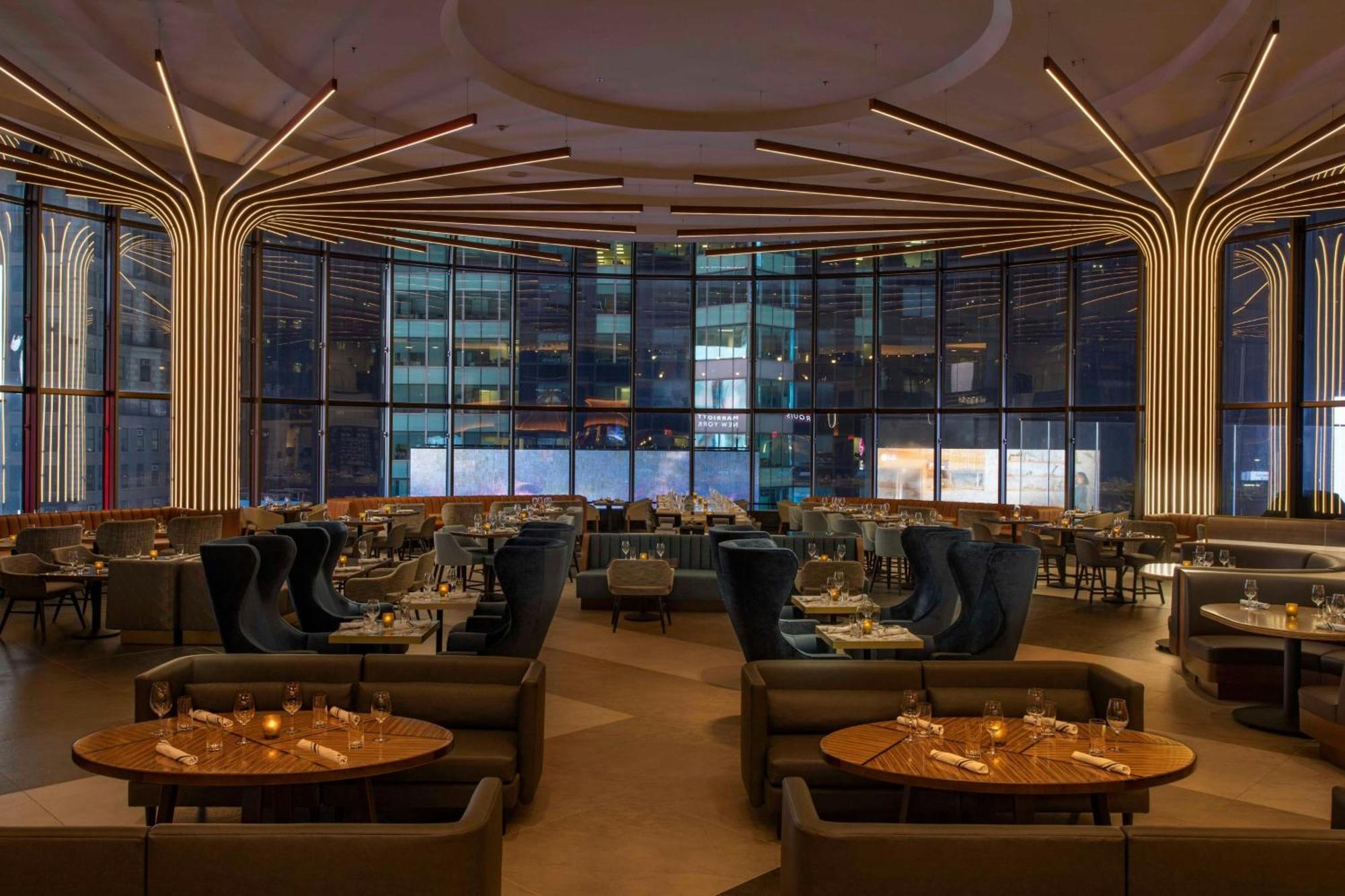 Marriott Marquis Hotel 5*