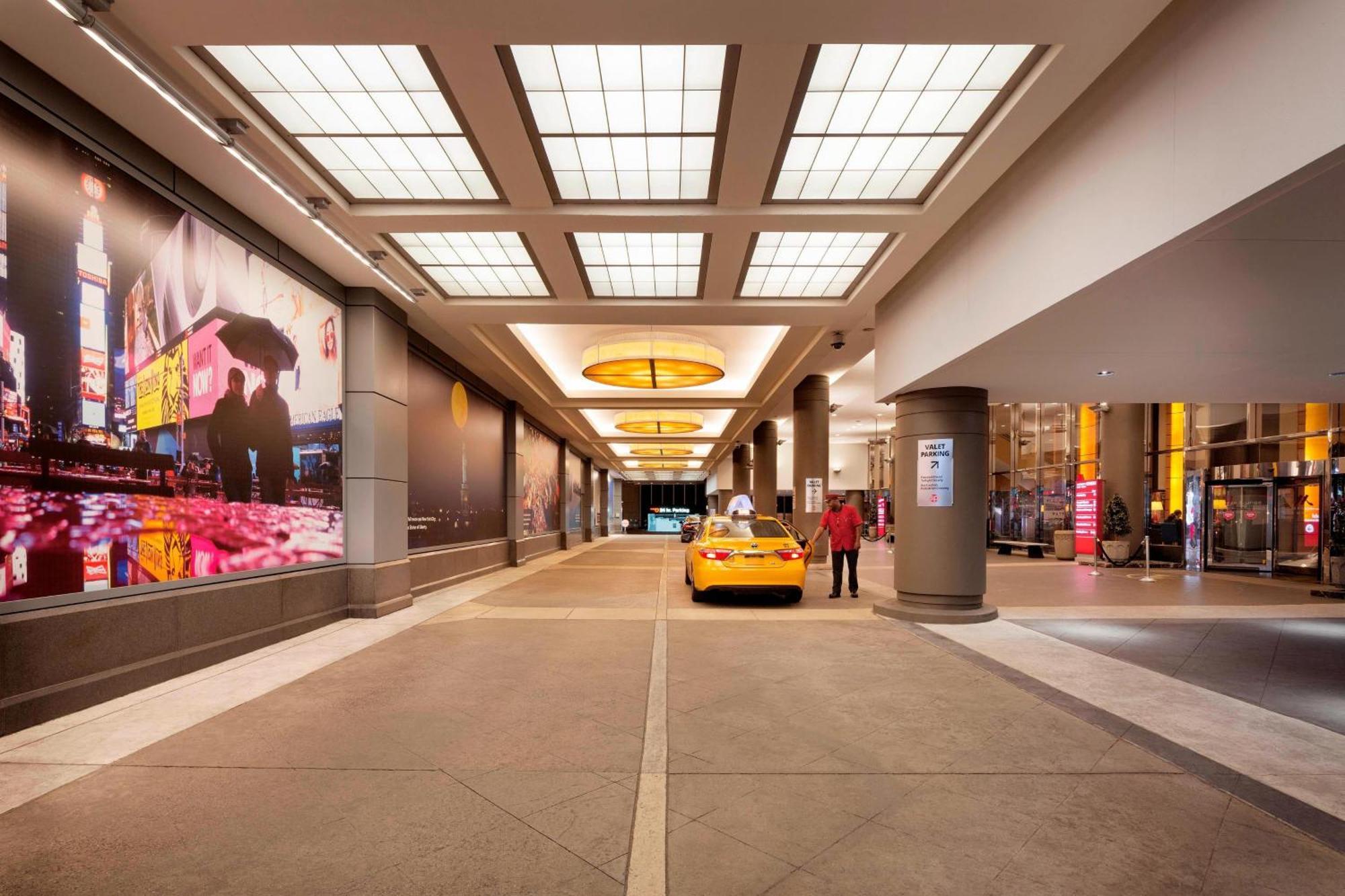 Marriott Marquis Hotel