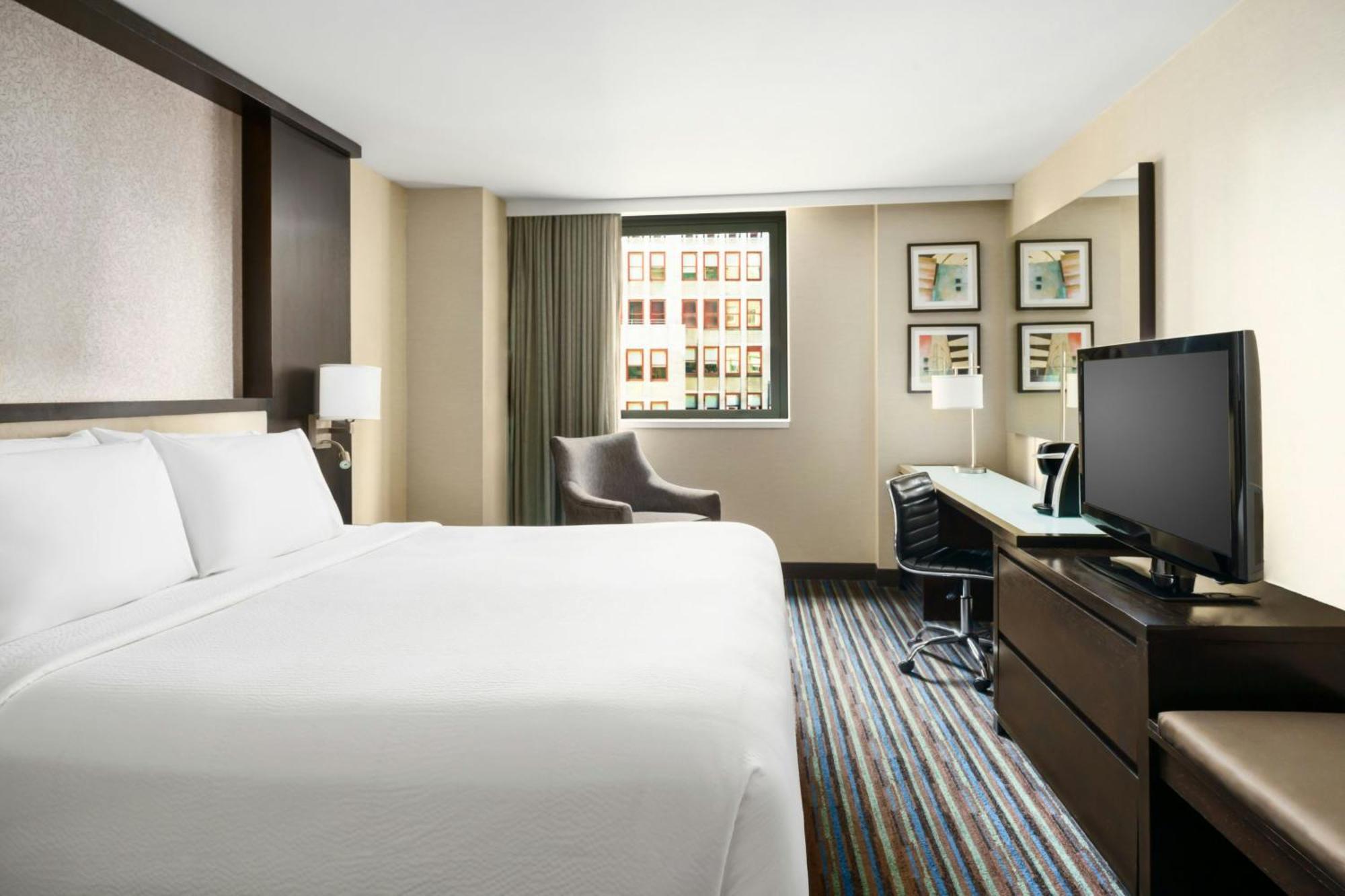 Courtyard Manhattan/times Square Hotel 3*