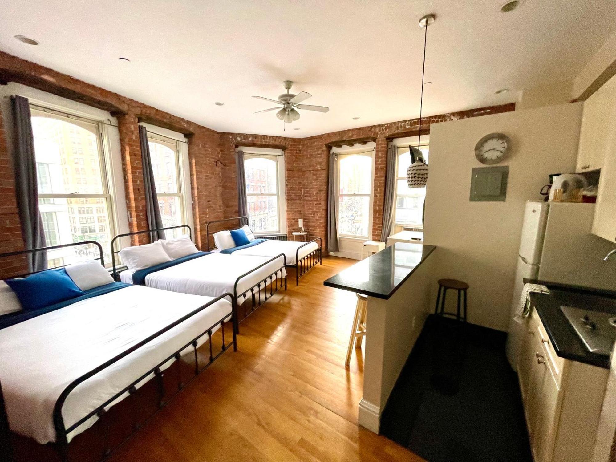 Nest Loft Herald Square Apartment