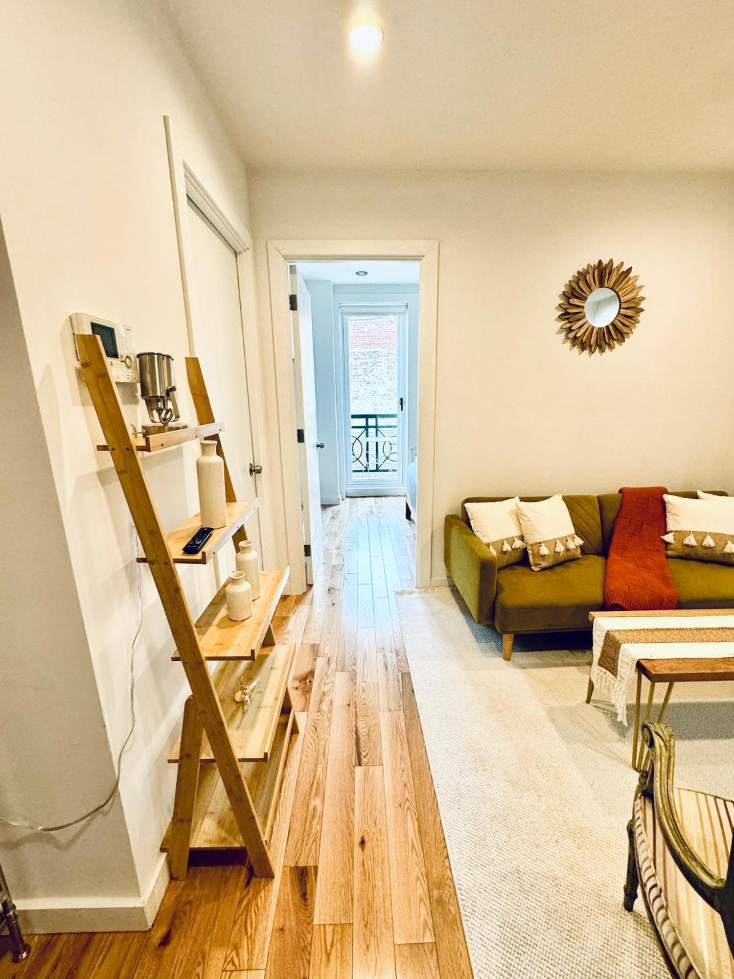 Stunning 3 Bedrooms * New York